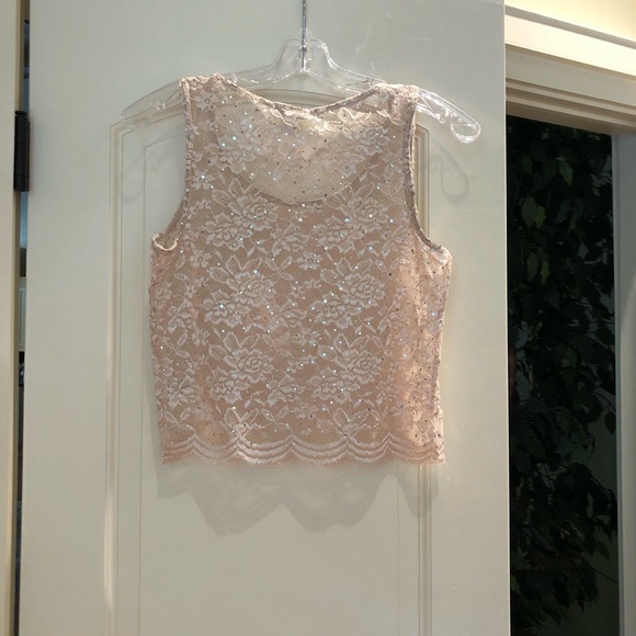 Shimmery Gold Lace Blouse - Picture 6 of 10